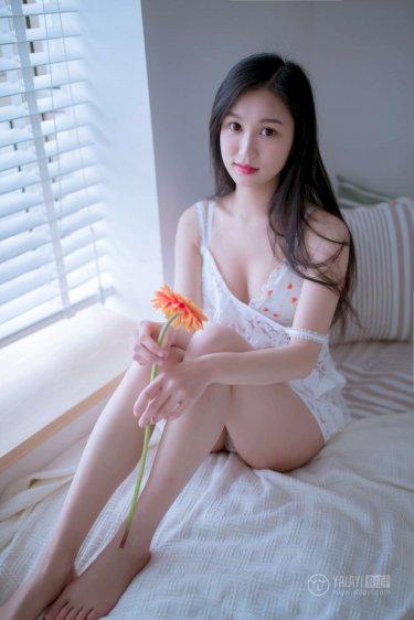 晨妤小美女